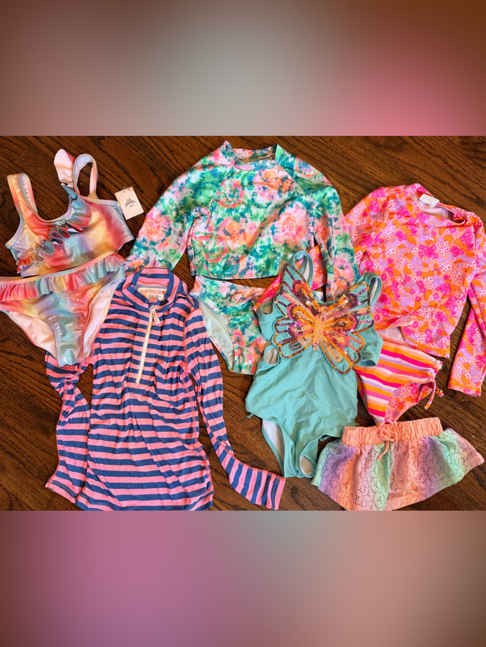 Girls swimsuits !! Bundled! 4 bathing suits, 1 UPF 50+ rashguard and 1 coverup
